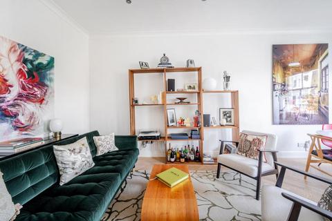 2 bedroom flat for sale, Linden Gardens, London, W2