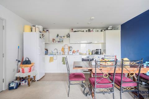 2 bedroom apartment for sale, Firefly Avenue, Swindon SN2