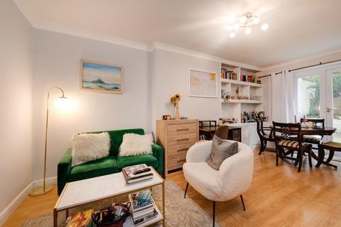 1 bedroom flat for sale, Fellows Road, London NW3