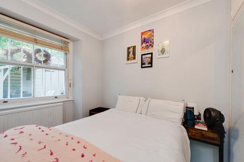 1 bedroom flat for sale, Fellows Road, London NW3