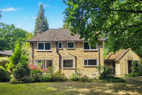 3 bedroom detached house for sale, Burgess Wood Road South, Beaconsfield, HP9