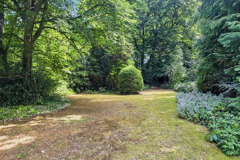 3 bedroom detached house for sale, Burgess Wood Road South, Beaconsfield, HP9