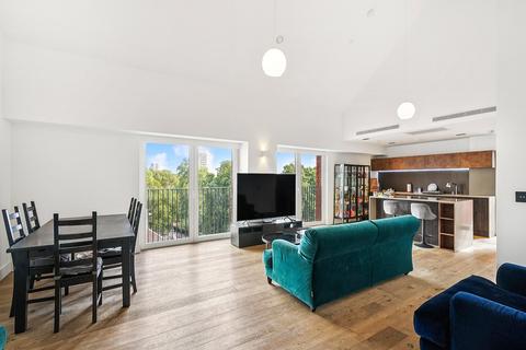 3 bedroom apartment for sale, Exchange Gardens, London, SW8