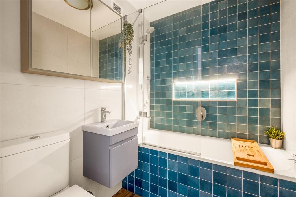 65 Chartwell Court 30.jpg