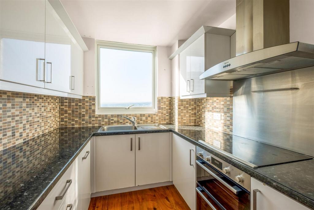 65 Chartwell Court 19.jpg