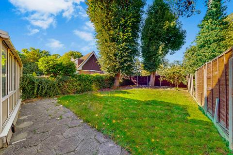 4 bedroom terraced house for sale, September Way, Stanmore, HA7