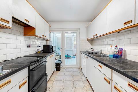 4 bedroom terraced house for sale, September Way, Stanmore, HA7