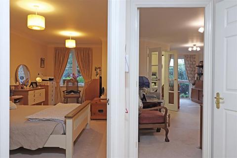 1 bedroom retirement property for sale, London Road, Redhill