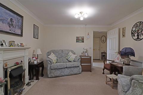 1 bedroom retirement property for sale, London Road, Redhill