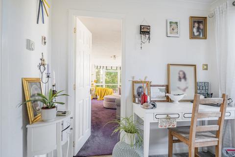 2 bedroom park home for sale, Rawlins Park, Swindon Road, Avebury, SN8
