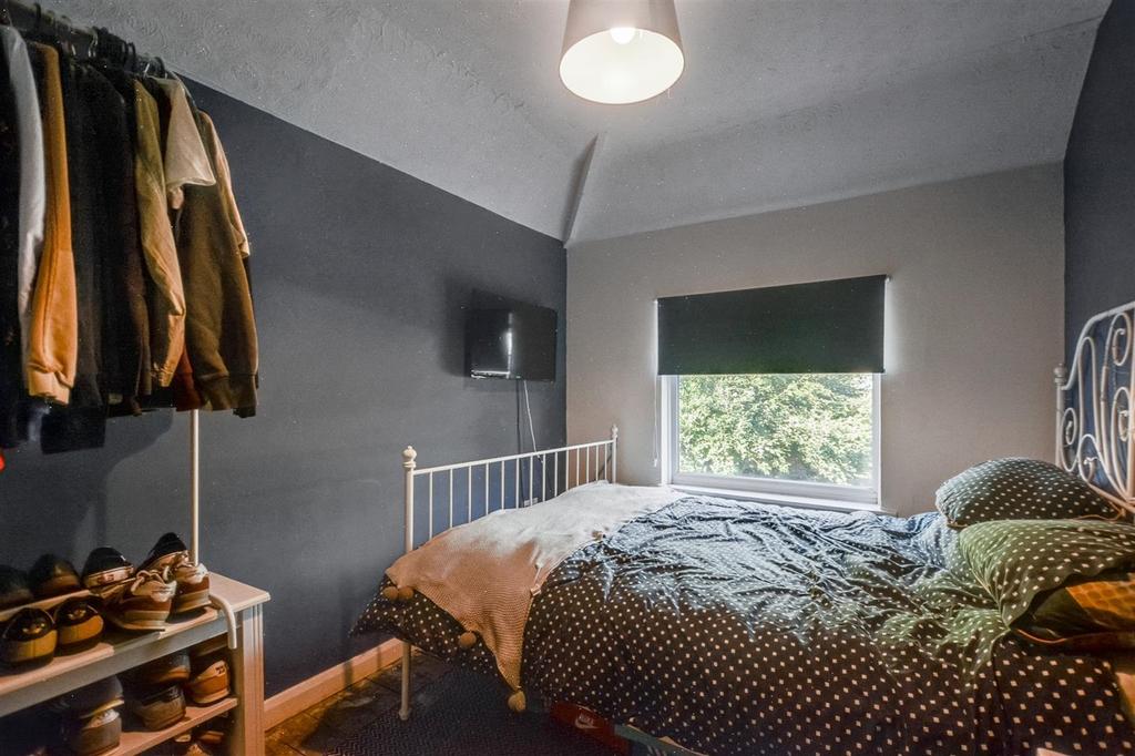 Bedroom 2 1.jpeg