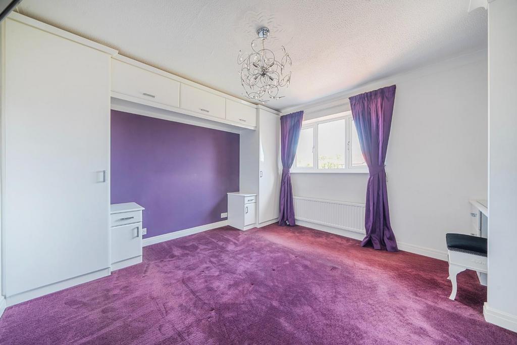 Princile bedroom.jpg