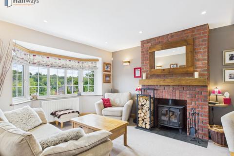 undefined, Sanderstead CR2