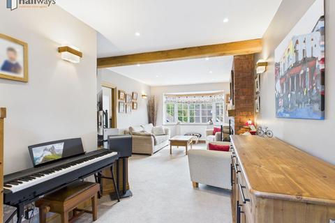 3 bedroom semi-detached house for sale, Sanderstead CR2
