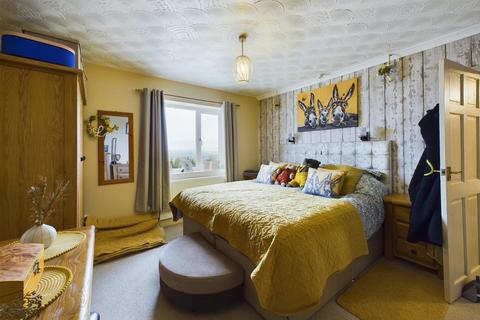 undefined, Betws, Ammanford