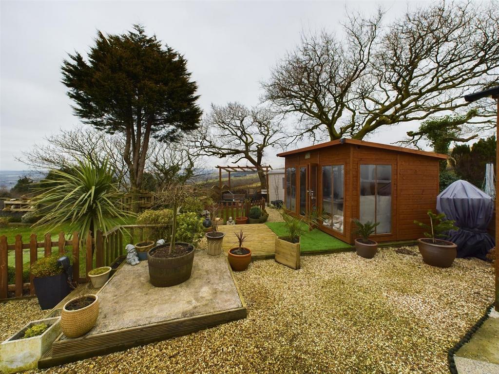 CAM03055 G0-PR0180-STILL053.jpg