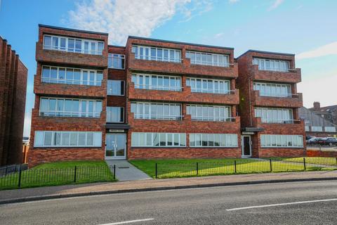2 bedroom ground floor flat for sale, Albany Court, Cromer, NR27