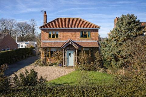 3 bedroom detached house for sale, Flaxton, York