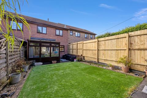undefined, Clos Caradog, Pontypridd CF38