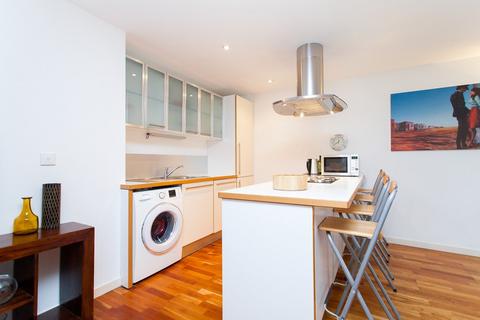 2 bedroom apartment to rent, Poole Street, London, N1