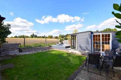 2 bedroom maisonette for sale, Beechfield, Kings Langley, WD4