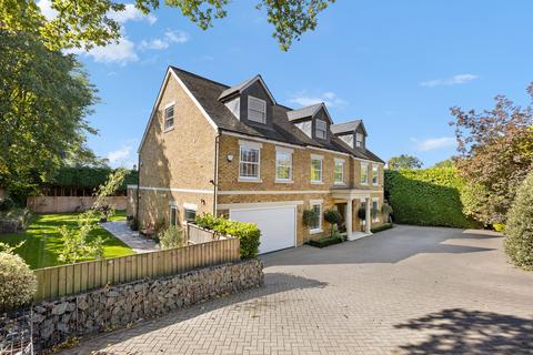 undefined, Benfleet Close, Cobham, KT11
