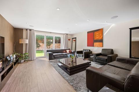 1 Benfleet Close, Cobham, KT11 2NR