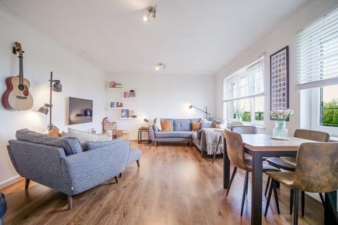 Flat 4 Belfast Quay, Irvine, KA12 8PR