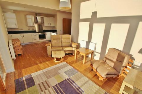 2 bedroom apartment to rent, Martingale Way, Bristol BS20