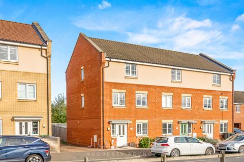 4 bedroom house for sale, Masons Drive, Great Blakenham, IP6