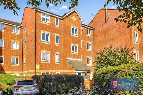 1 bedroom apartment for sale, Bream Close, London, N17