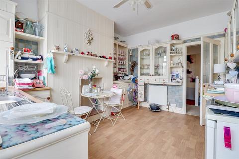 undefined, London Road, Leigh-On-Sea SS9