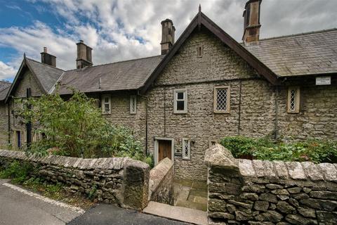 undefined, Middle Row, Cressbrook, Buxton