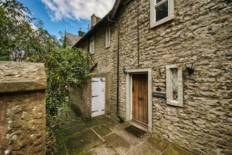 undefined, Middle Row, Cressbrook, Buxton
