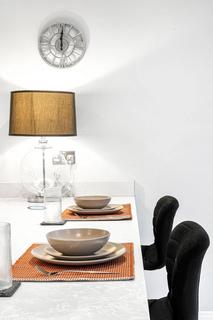 undefined, Brownlow Road, London, N11