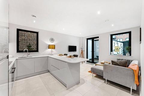1 bedroom apartment for sale, Brownlow Road, London, N11