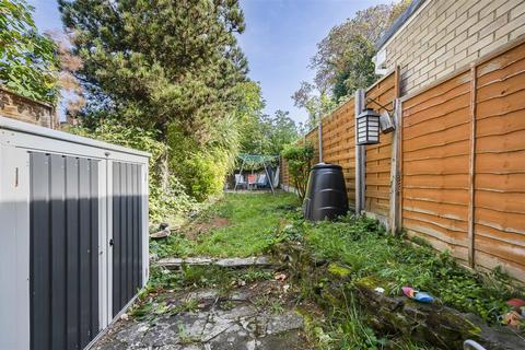 57 Gauntlett Road, Sutton, SM1 4RY