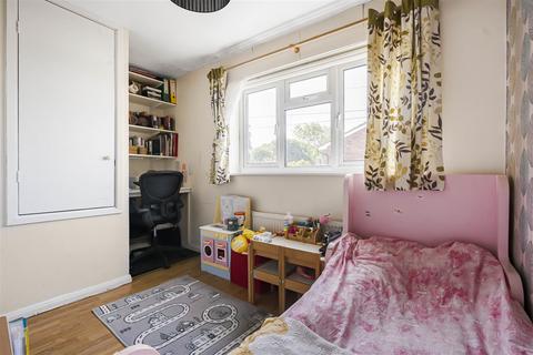 57 Gauntlett Road, Sutton, SM1 4RY