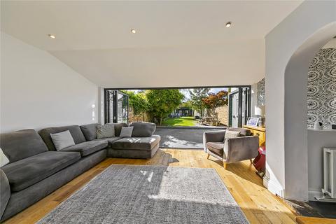 4 bedroom terraced house for sale, French Street, Sunbury-On-Thames