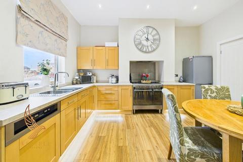 5 Mill Cottages, Featherstone, Pontefract, WF7 5DA