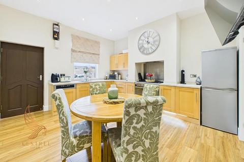 5 Mill Cottages, Featherstone, Pontefract, WF7 5DA