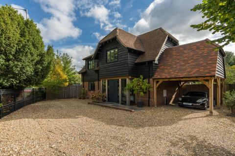 undefined, Aylesbury Road, Aylesbury HP22