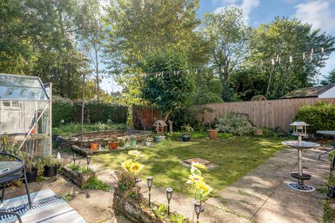 3 bedroom detached house for sale, Fairfield Close, Langham