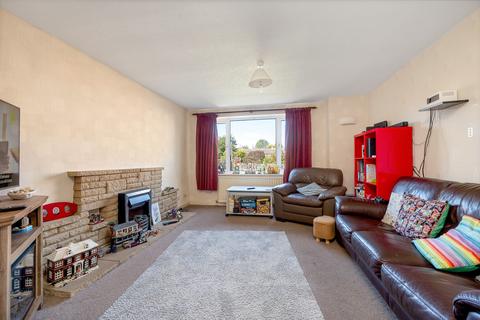 3 bedroom detached house for sale, Fairfield Close, Langham