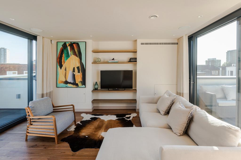 311617 - 4 Cotswold Mews-9.jpeg