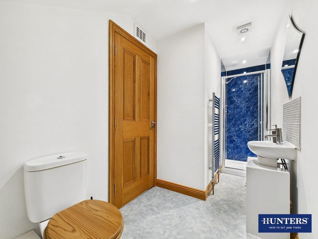 Bedroom Two En-Suite