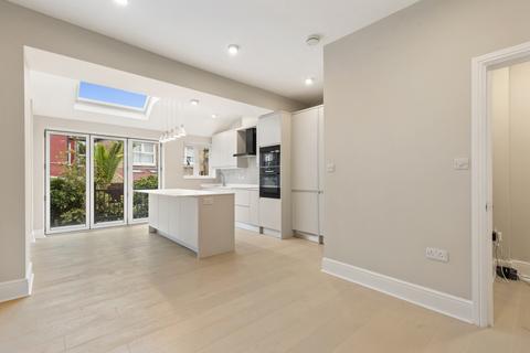 undefined, Gassiot Road, SW17