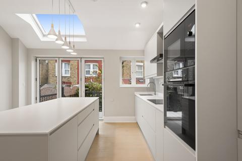 undefined, Gassiot Road, SW17