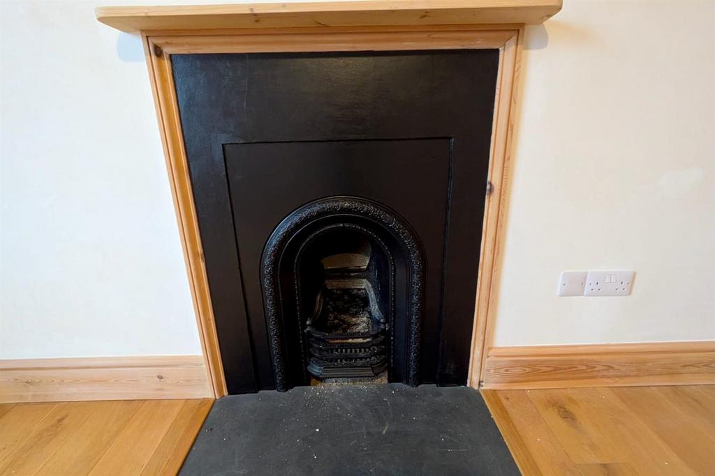 Cast Iron Victorian Fireplace.jpeg