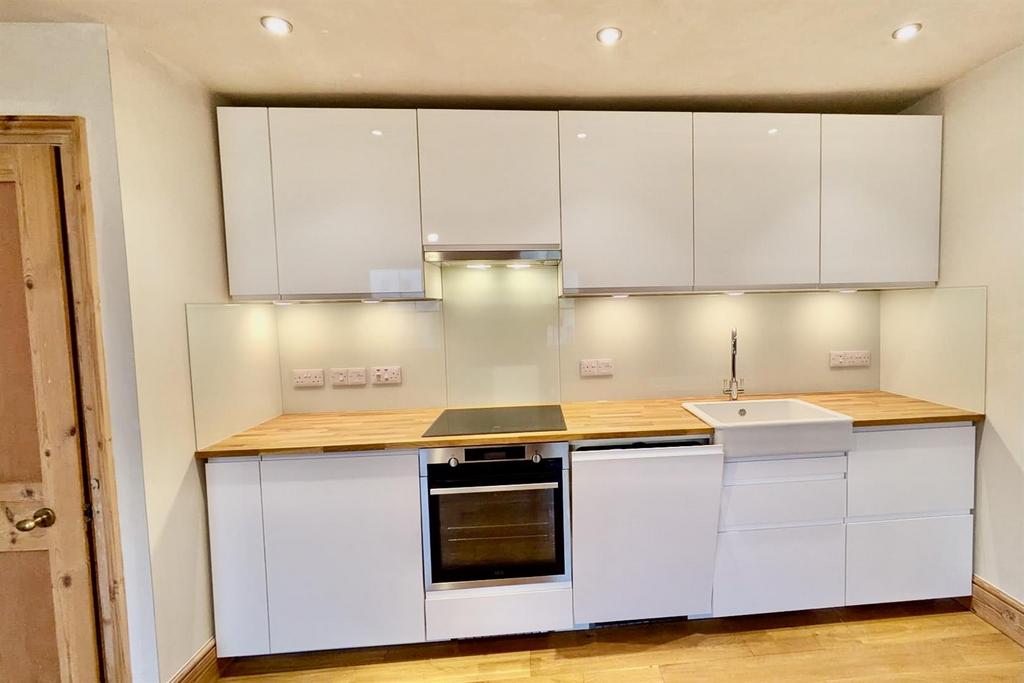 Stylish Contemporary Kitchen.jpeg